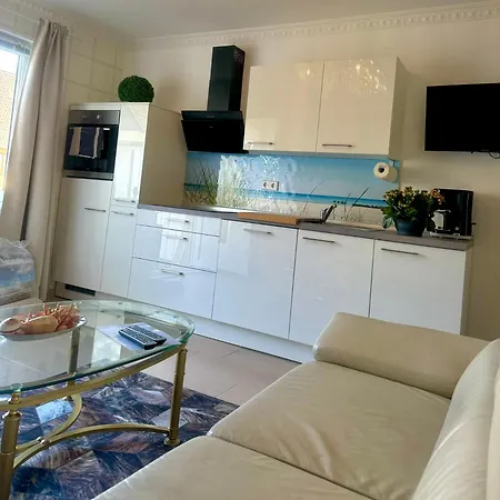 Tiffany'S Ferienapartments Sind Alles, Ausser... Gewoehnlich!!! Timmendorfer Strand Buitenkant foto